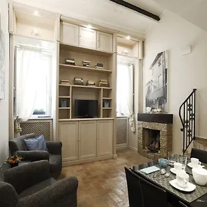 Antiche Residenze Romane - Campo De' Fiori Apartment Rome