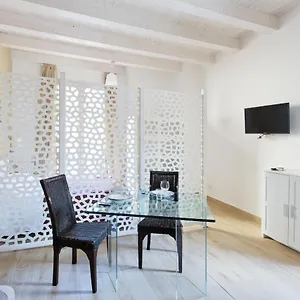 Greek Apartment Palermo